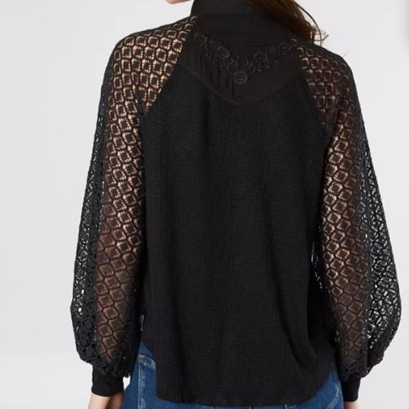 FREE PEOPLE SWEETEST THING LACE SLEEVES THERMAL TOP SMALL - Picture 16 of 16